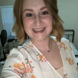 Meet your Posher, Jeanita